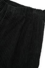 画像をギャラリービューアに読み込む, Lot.861 Wide Wale Cords Double Pleats Trousers -Black-