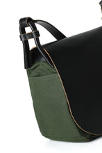 画像をギャラリービューアに読み込む, A20031 Shoulder Bag