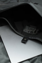 画像をギャラリービューアに読み込む, A20037 Black Messenger