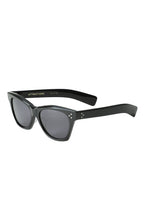 画像をギャラリービューアに読み込む, AE0003 Big Eye -Black-