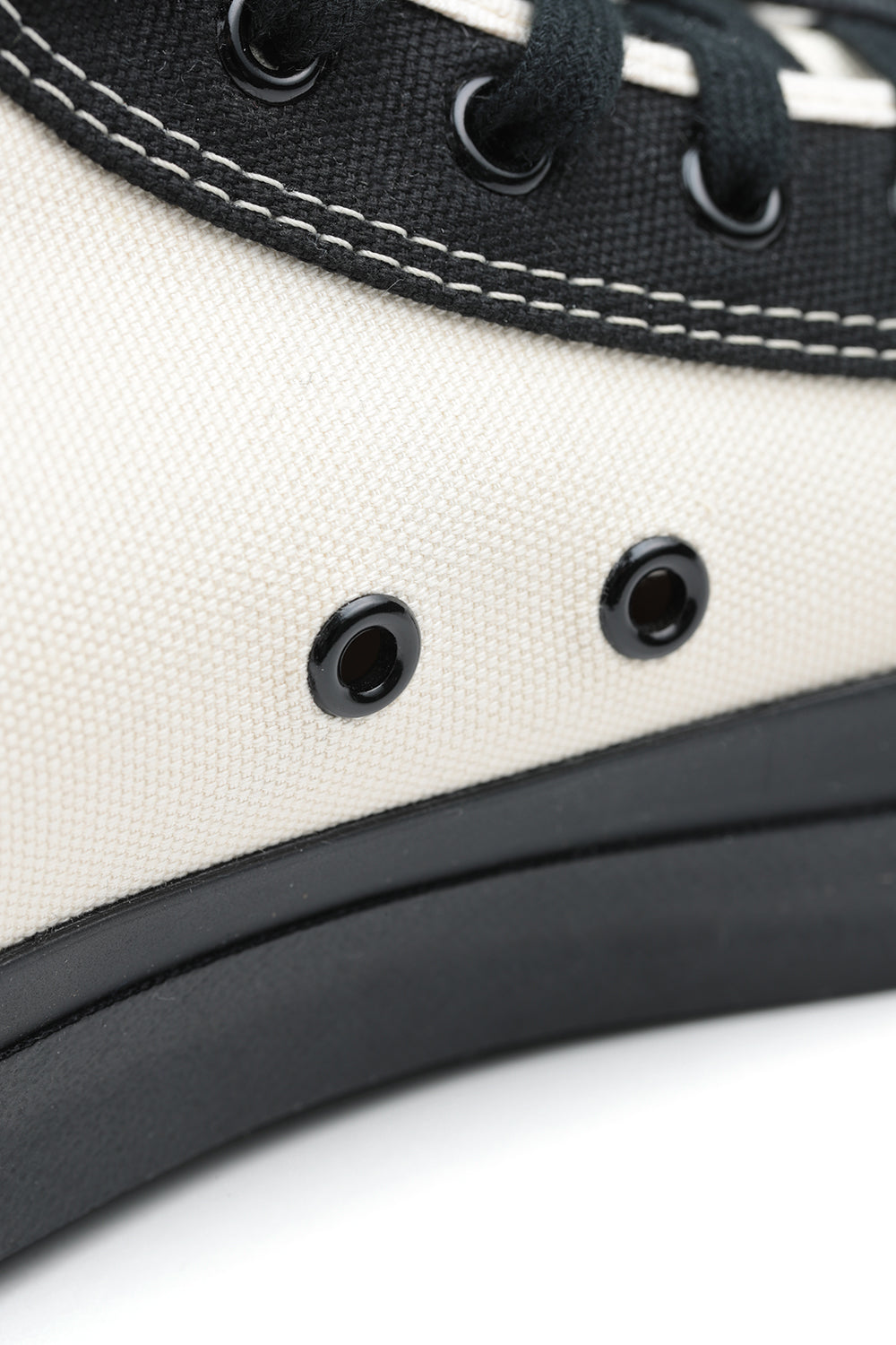 Lot.408 Jumpin' High Shoes -White×Black- – ATTRACTIONS