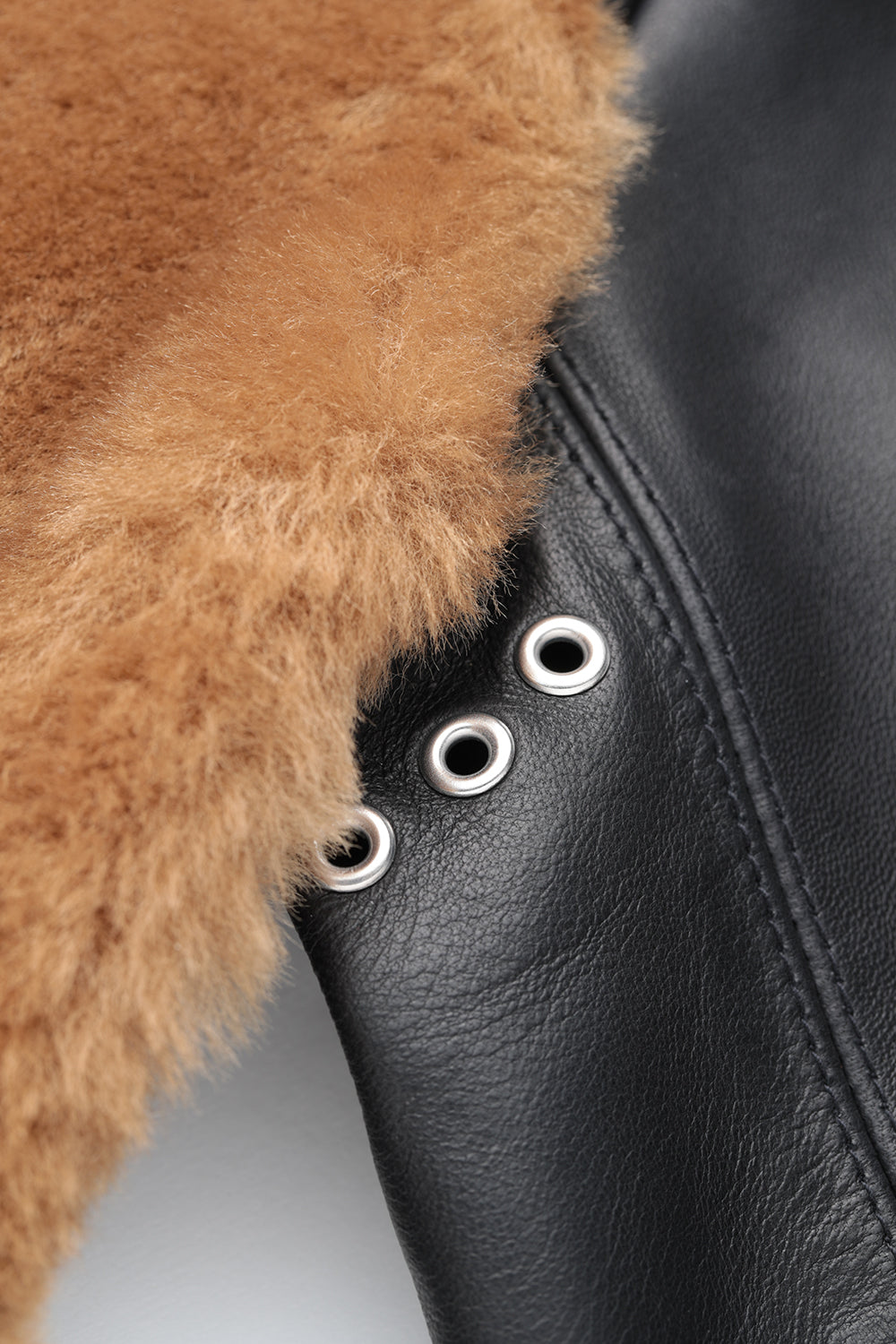Lot.500W Queen's Grizzly Jacket - Black×Camel - – ATTRACTIONS