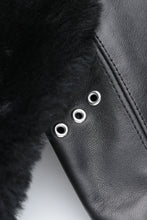 画像をギャラリービューアに読み込む, Lot.500W Queen’s Grizzly Jacket - Black×Black -
