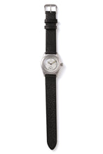 画像をギャラリービューアに読み込む, Lot.985 Gal Emboss Strap Wristwatch ”ROUNDBUCK” -Silver-
