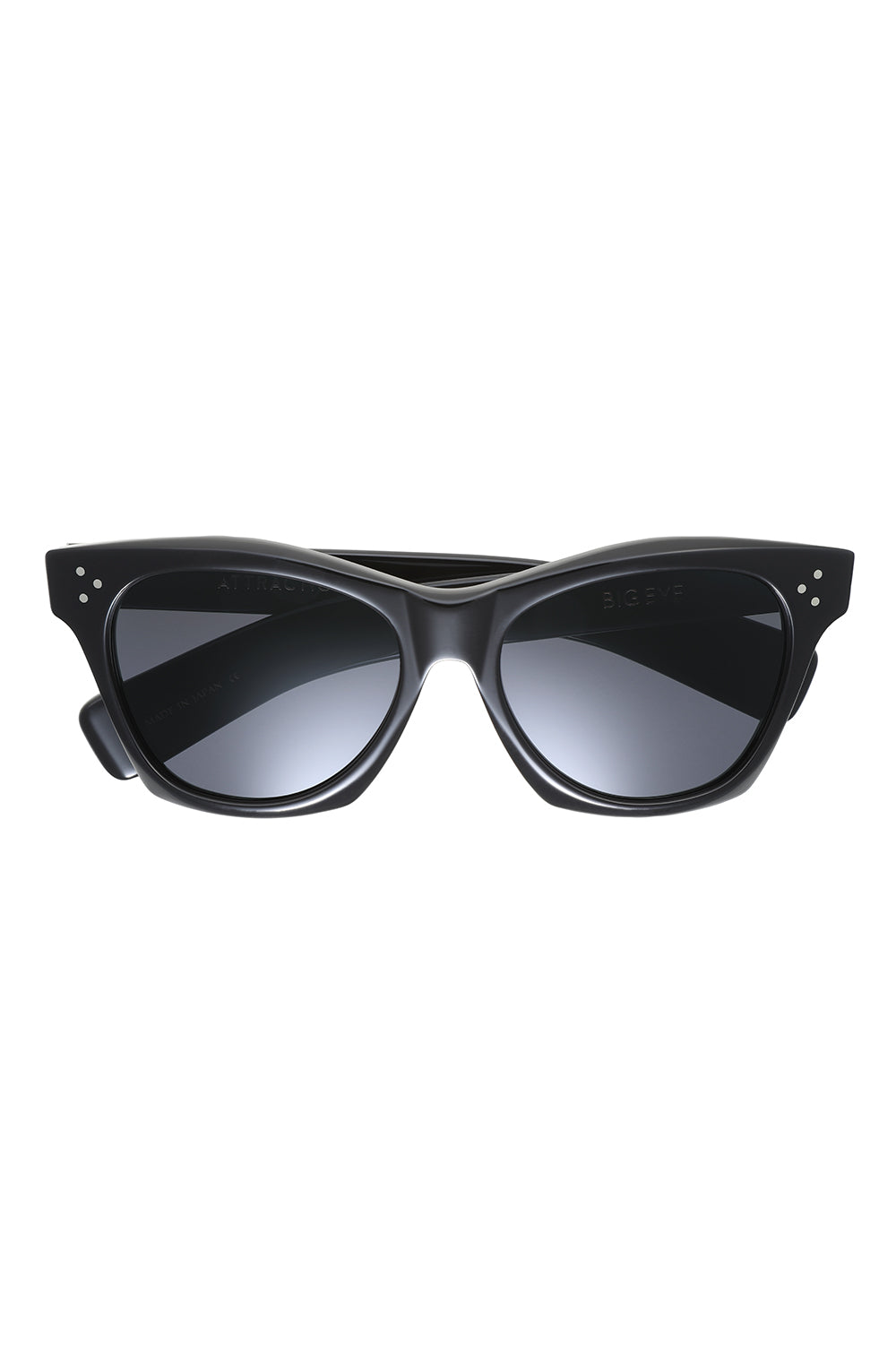 EYEWEAR – ATTRACTIONS