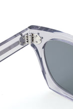 画像をギャラリービューアに読み込む, AE0003 Big Eye  -Smoky Gray-
